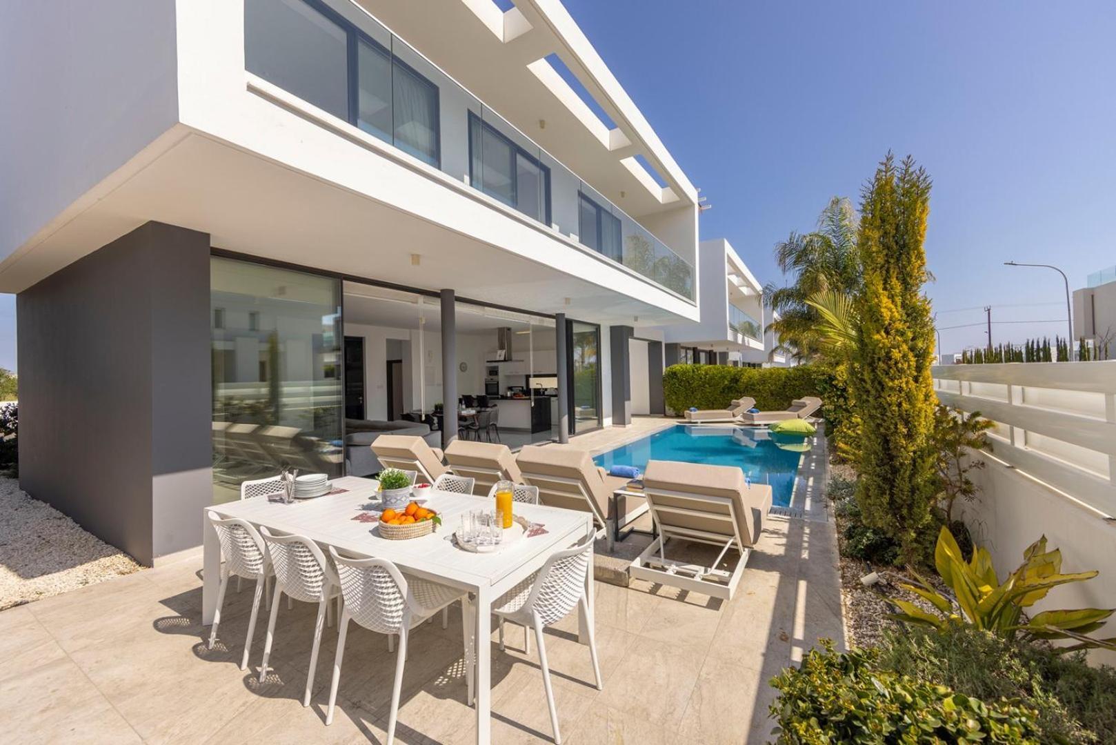 Diamond Villa *